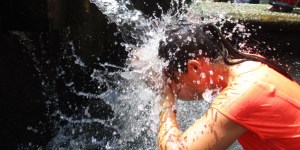 Blessing and Cleansing Ceremony: Bow and get cleansed with the Holy Water