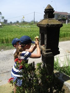 An impromptu offering ceremony